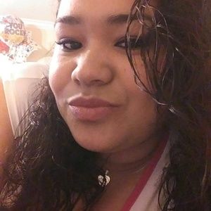 Meet your Posher, Shayla